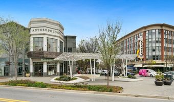 4970 BATTERY Ln 108, Bethesda, MD 20814