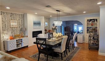 610 Central Ave, Bentonville, AR 72712