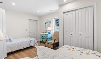379 Bayshore Dr, Barnegat, NJ 08005