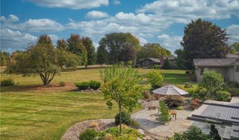 563 E Acadia Pt, Aurora, OH 44202