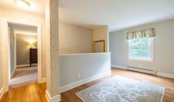 146 Old Sandown Rd, Chester, NH 03036
