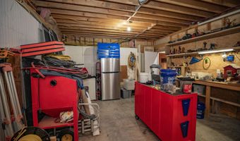 4978 S 11th Rd, Aldrich, MO 65601