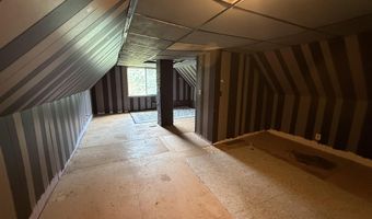 1433 Mill St, Algonac, MI 48001
