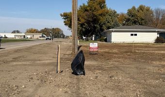 105 N St, Aurora, NE 68818