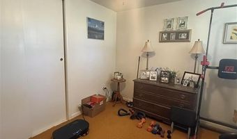 202 N Division St, Cowley, WY 82420