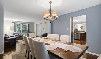 20 Greystoke Ct, Ballwin, MO 63021