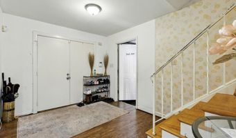 4108 WYNNWOOD Dr, Annandale, VA 22003