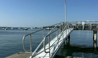 199 Foreside Rd, Falmouth, ME 04105