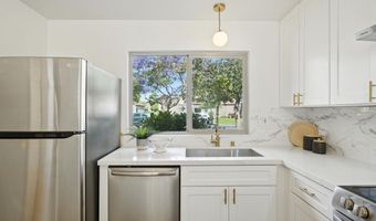 1038 Melrose Ave, Alameda, CA 94502