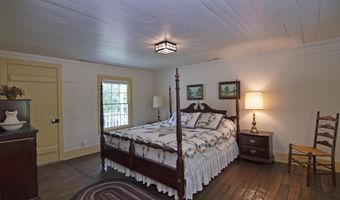 90 Taylor Ln, Alderson, WV 24910