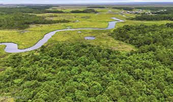 39 Th St, Bay St. Louis, MS 39520