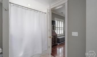 11 Turnbull Ln, Savannah, GA 31410