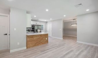 5 Fawn Rd, Alloway, NJ 07422