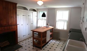 7 Elm St, Augusta, ME 04330