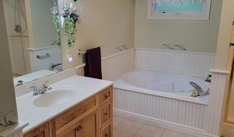 10458 Harmony Hills Dr, Aurora, IN 47001