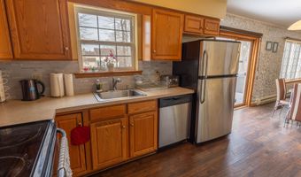 107 Birchwood Rd, Blakeslee, PA 18610