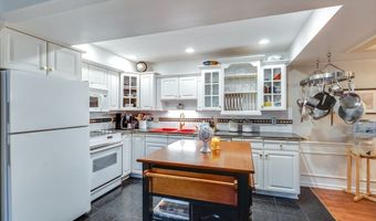 1265 Wednesbury Cir 3A, Akron, OH 44313