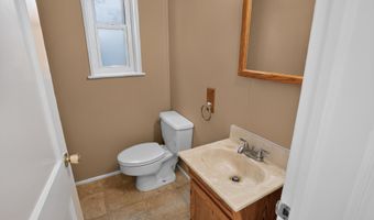 5915 RYLAND Dr, Bethesda, MD 20817