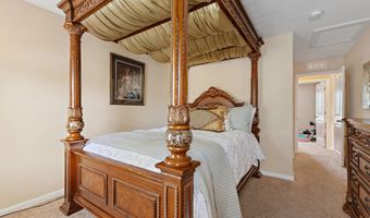 8433 Vyners Ln, Avon, IN 46123