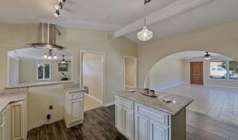 320 Lakeview Blvd, Biloxi, MS 39531