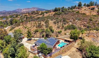 1026 Arnold Way, Alpine, CA 91901