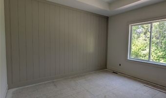 1033 2nd St NE, Altoona, IA 50009