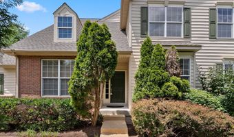 19608 EDGEMONT Sq, Ashburn, VA 20147