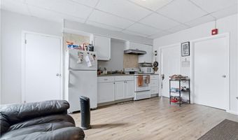 513 Washington St, Coventry, RI 02816