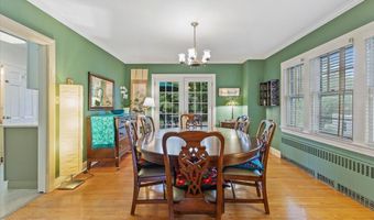 73 Oakwood St, Albany, NY 12208