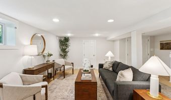 701 KENTUCKY Ave SE, Washington, DC 20003
