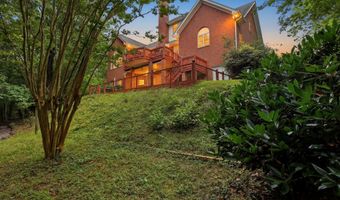 355 Smoke Rise Dr, Baldwin, GA 30511