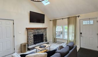 145 Penn Forest Trl, Albrightsville, PA 18210