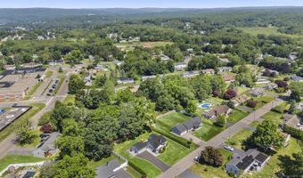 5 Greenfield Dr, Ansonia, CT 06401
