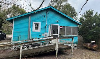 237 12th St, Apalachicola, FL 32320