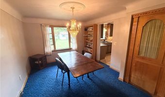 2493 Frostwood Dr, Austintown, OH 44515