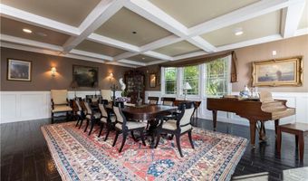 365 Boston Neck Rd, Narragansett, RI 02882
