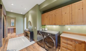 390 Hayrake Ln, Bozeman, MT 59715