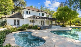 28925 Medea Mesa Rd, Agoura Hills, CA 91301