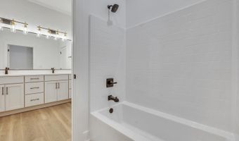 2707 1st St, Arnolds Park, IA 51331