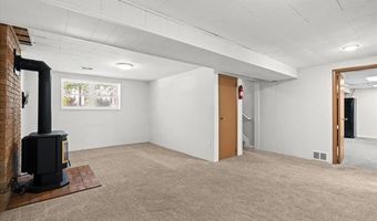 2370 Roselawn St, Wolverine Lake, MI 48390
