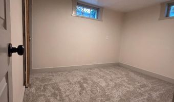 329 S Birch Ave, Blackfoot, ID 83221