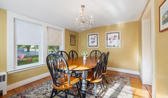 75 Ledgelawn Ave, Bar Harbor, ME 04609
