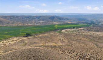 38 Road 1AFW, Clark, WY 82435
