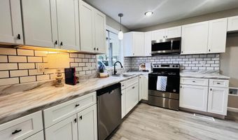 328 LENLOCK Dr, Anniston, AL 36206