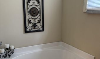 142 Ivy Park Cir, Albertville, AL 35950