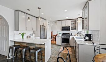15250 Evergreen Ridge St, Anchorage, AK 99516