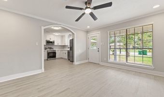 7120 Bienville Dr, Biloxi, MS 39532