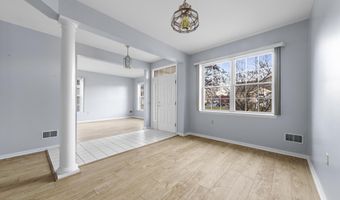 18 Valley Stream Pl, Barnegat, NJ 08005