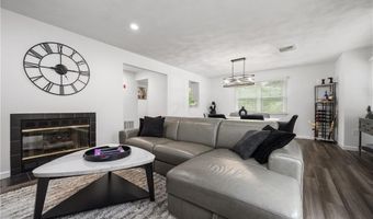 185 Manville Hill Rd 109, Cumberland, RI 02864