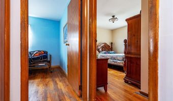 74 Brookhaven Dr, East Providence, RI 02914